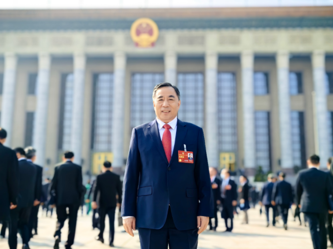全國政協(xié)委員、中國能源建設(shè)集團黨委書記、董事長宋海良  圖片來源：中國能建
